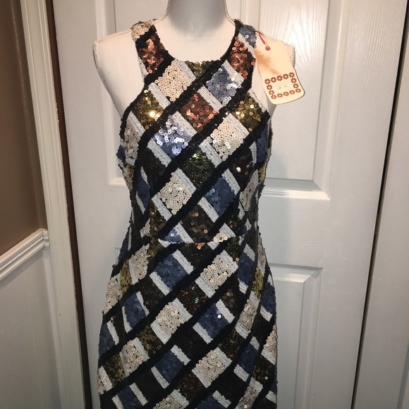 ♠️New With Tags Chelsea and Violet Dress♠️ - Picture 2 of 5